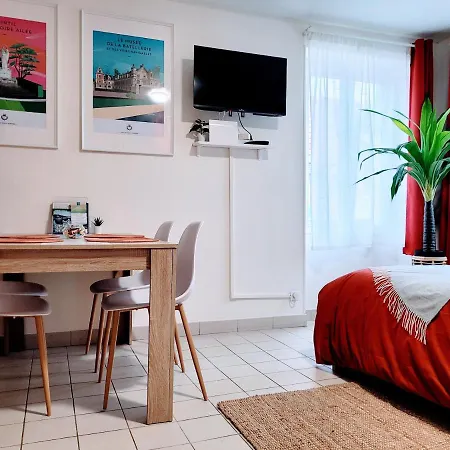 Cosy Case Proche Paris La Defense Conflans-Sainte-Honorine Exterior foto